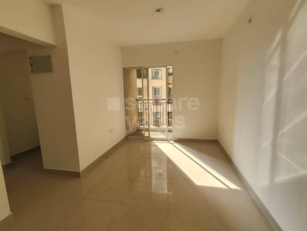 2-bhk-for-sale-in-dahisar-east-big-1